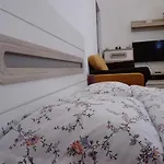 Ava Republique Apartment Brasov
